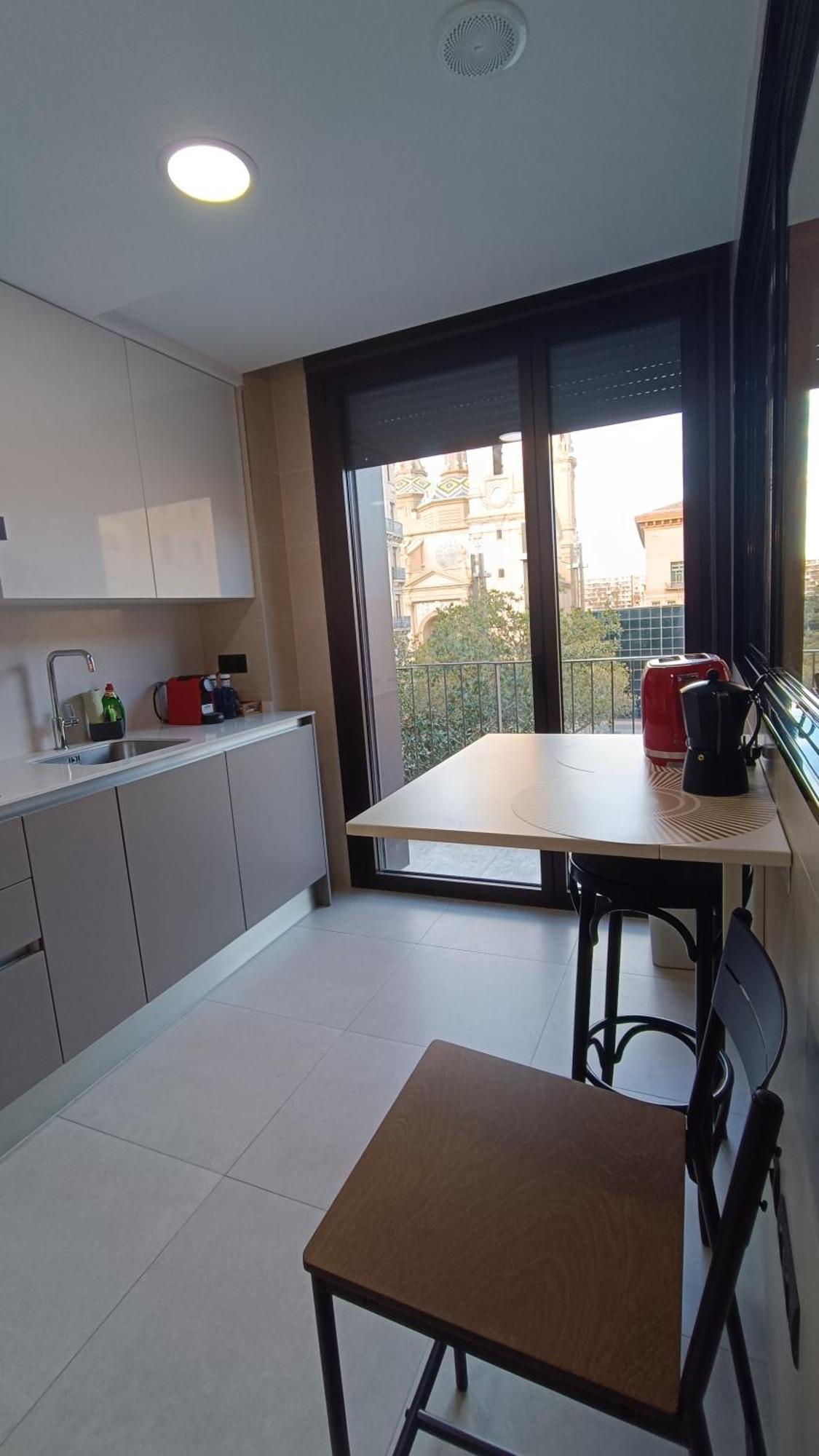 Lc Plaza Del Pilar Apartamento Saragoça Exterior foto